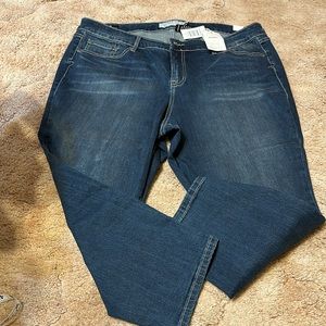 Women’s TORRID skinny Jeans. NWT. Size 22